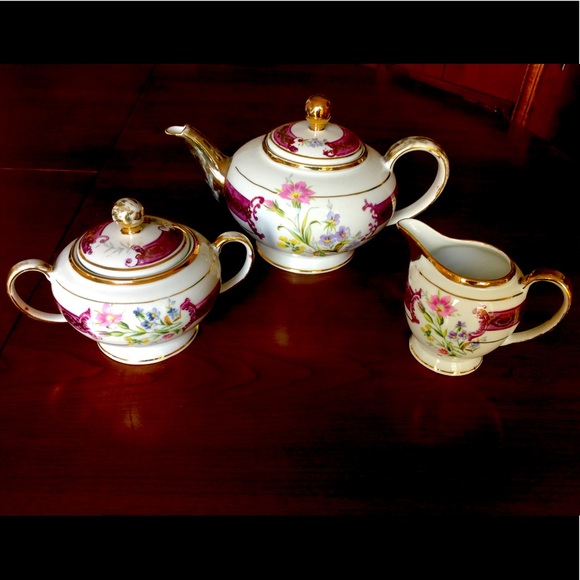 Vintage Gold Plated Fine Porcelain Tea / coffee cups saucers & serving set 17 Pc - Picture 3 of 16